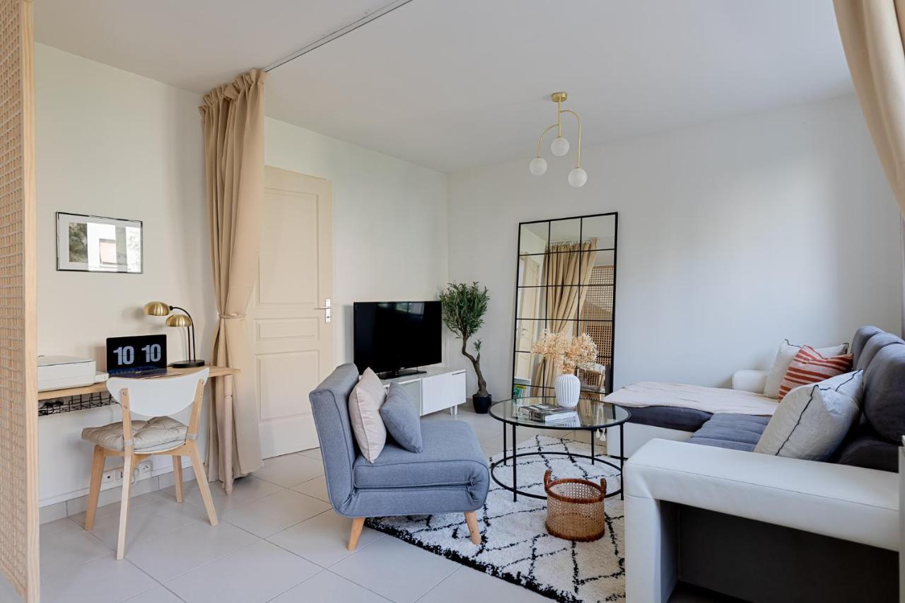 Appartement Spacieux 1 Chambre Parking Gratuit 瓦朗斯 外观 照片
