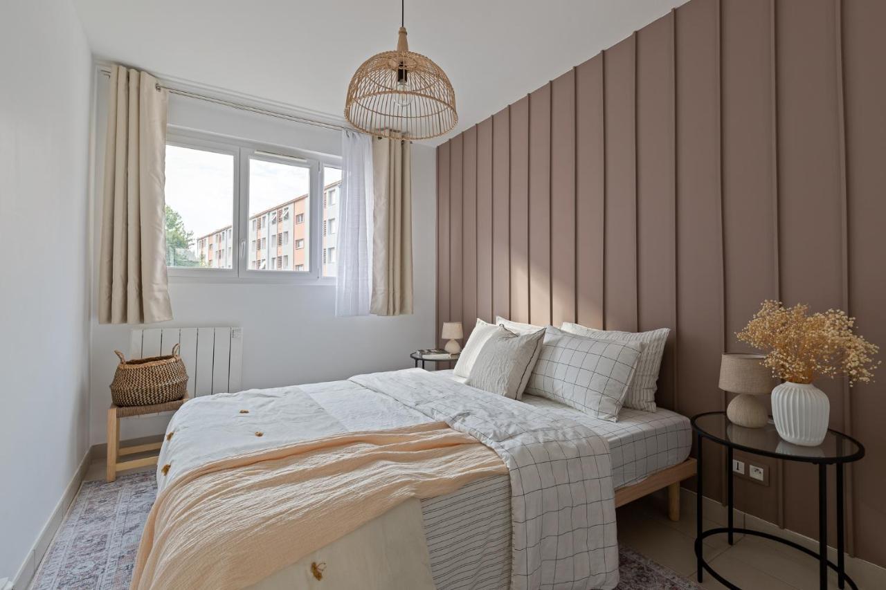 Appartement Spacieux 1 Chambre Parking Gratuit 瓦朗斯 外观 照片